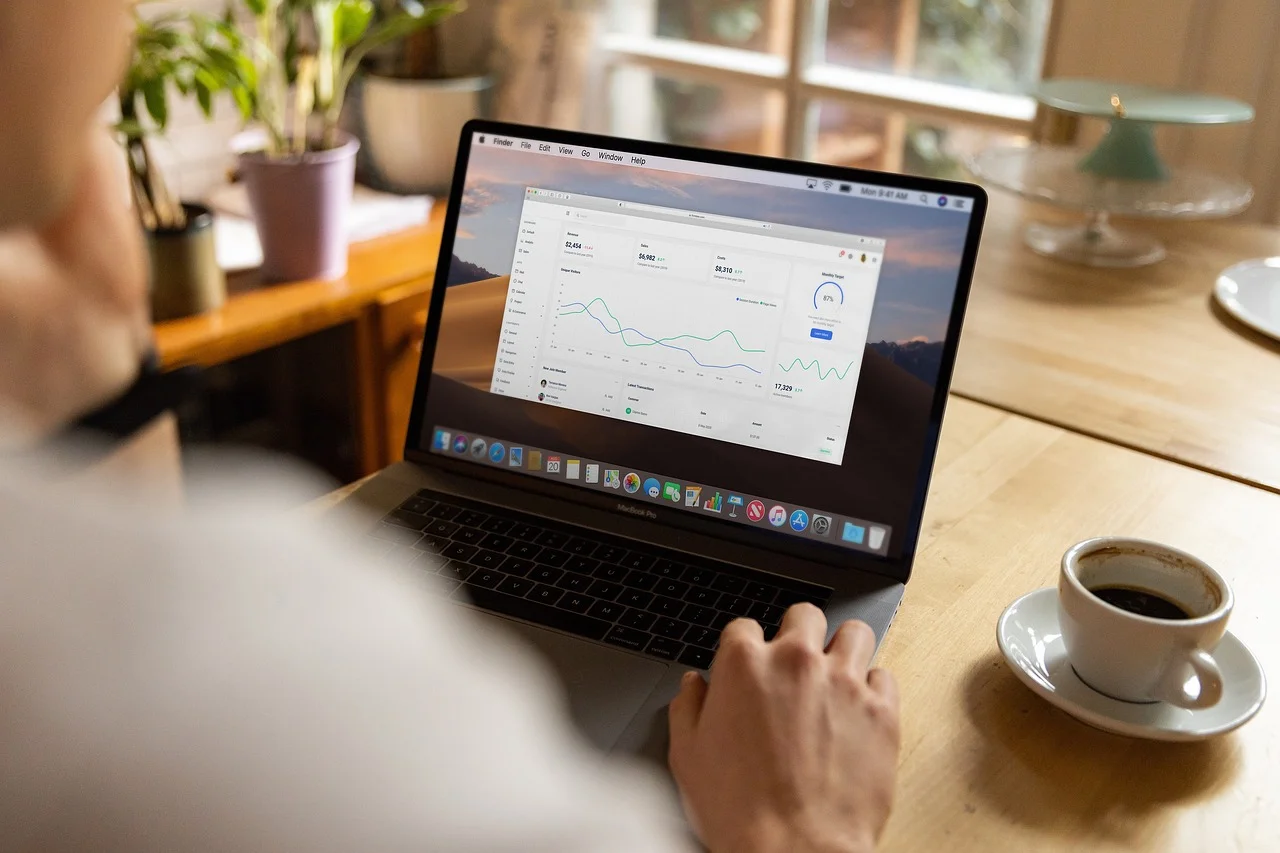 MetaTrader 5: zaawansowana platforma dla inwestorów Forex i giełdy